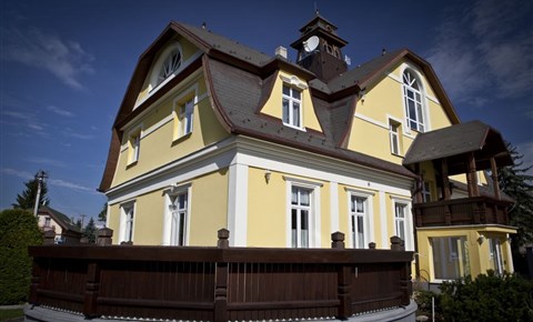 Villa Demänová - exteriér léto