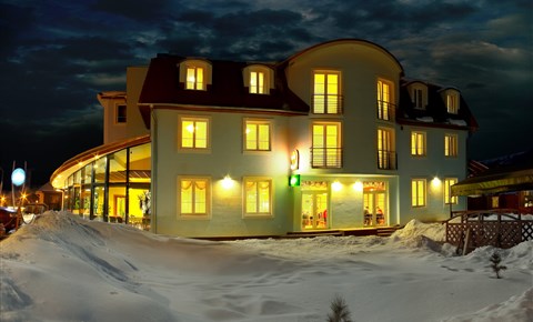 Penzión Fontána - Bešeňová - exterior - winter