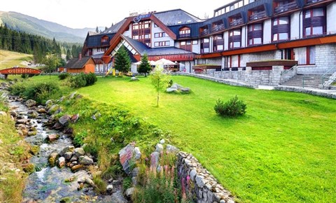 Wellness Hotel Grand **** - Jasná - exteriér - leto